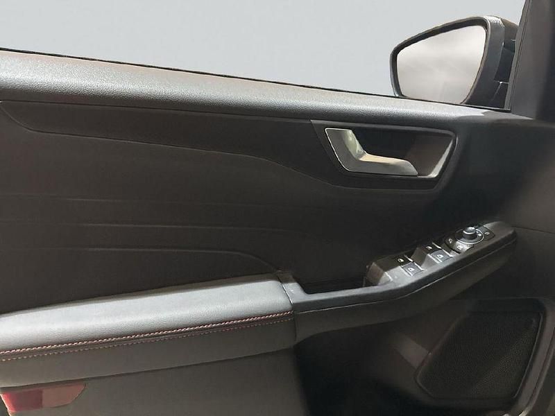 Neu Ford Kuga ST-Line 152 PS (111 kW) 2025 Schwarz SUV