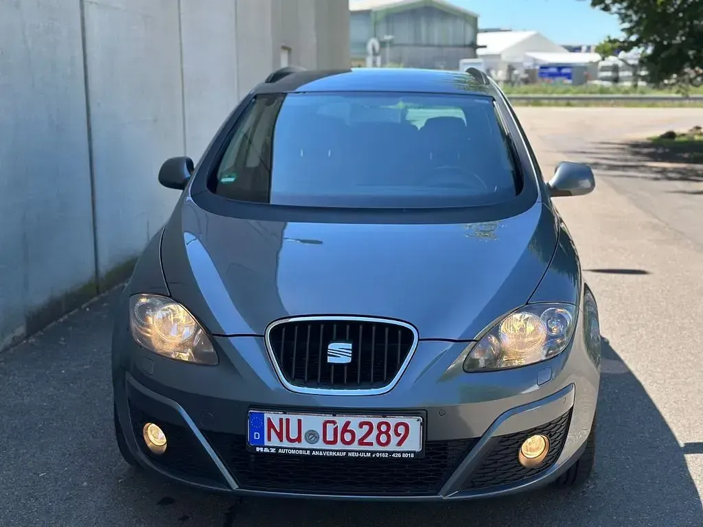 Gebraucht Seat Altea XL Sun 125 PS (91 kW) 2015 Grau Van / Kleinbus