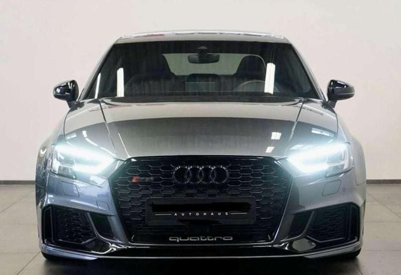 Gebraucht Audi RS3 400 PS (294 kW) 2019 Grau Limousine