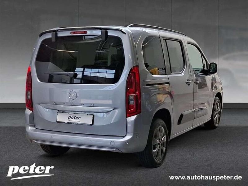 Gebraucht Opel Combo Life 131 PS (96 kW) 2024 Lack grau artense/typ aussenve Van / Kleinbus