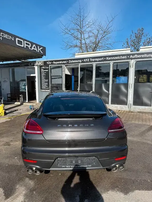 Second-hand Porsche Panamera 301 CP (221 kW) 2015 Andere Hatchback