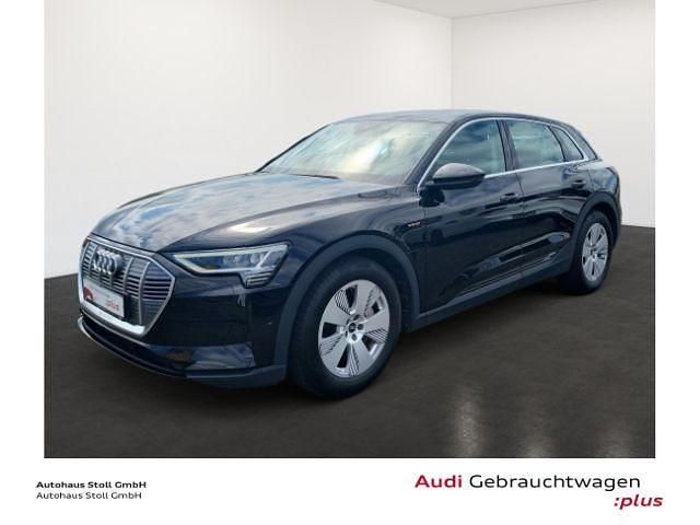 Gebraucht Audi e-tron Basis 230 kW (313 PS) 2021 Schwarz SUV