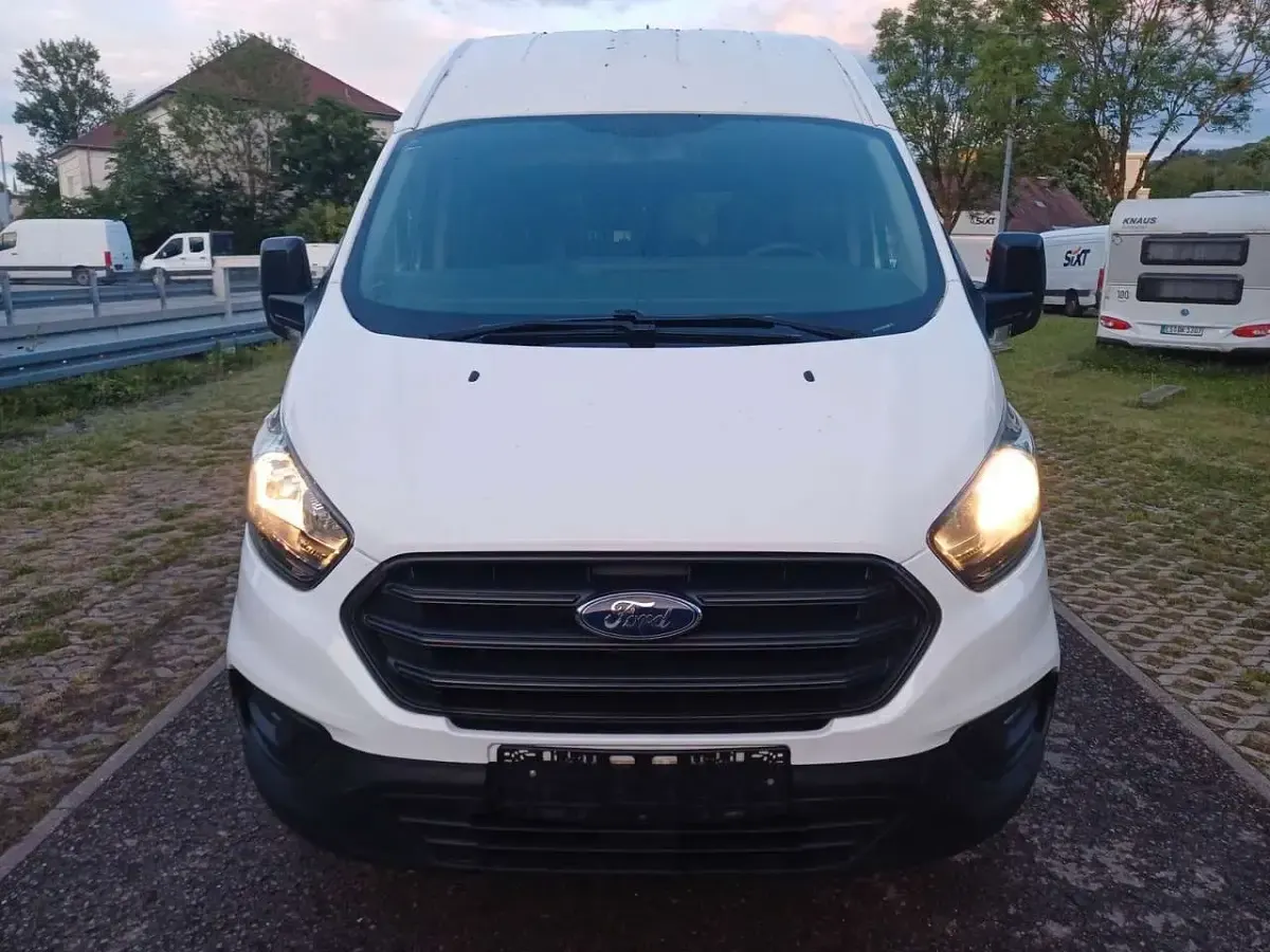 Gebraucht Ford Transit Custom 131 PS (96 kW) 2020 Frozen white Kombi