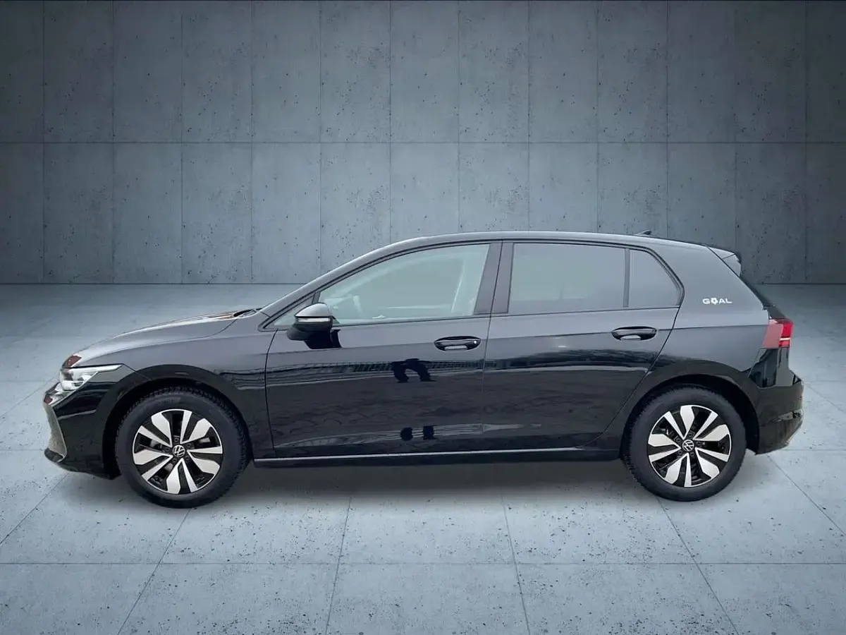 Gebraucht VW Golf VIII Goal 150 PS (110 kW) 2025 Schwarz Limousine