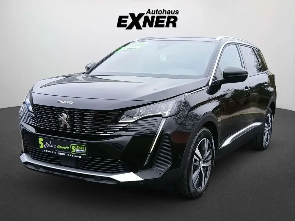 Gebraucht Peugeot 5008 Allure 131 PS (96 kW) 2023 Schwarz perla nera SUV