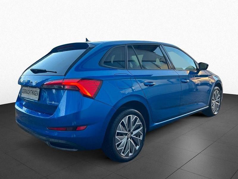 Gebraucht Skoda Scala Clever 150 PS (110 kW) 2021 Blau Kleinwagen