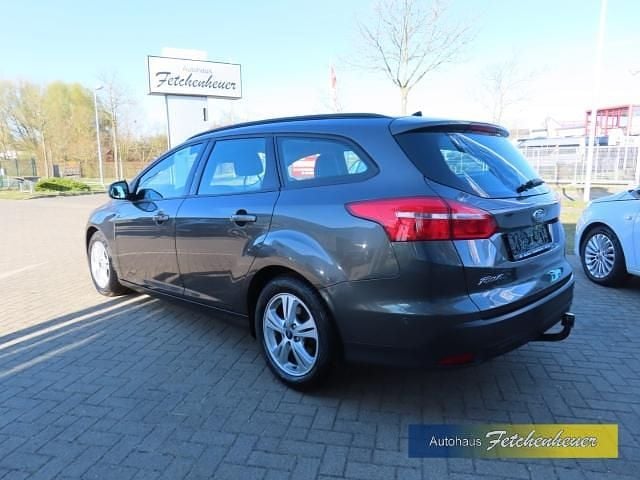 Gebraucht Ford Focus 120 PS (88 kW) 2016 Metallic) (grau Kombi
