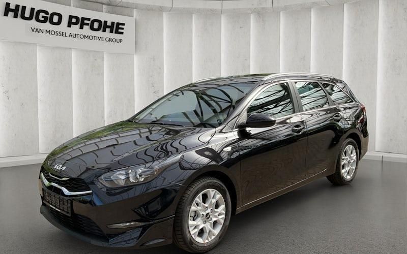 Schwarz Neu 2025 Kia Ceed Sportswagon Vision Kombi | 25.113 € (Etwas zu teuer) - Bild 1/4