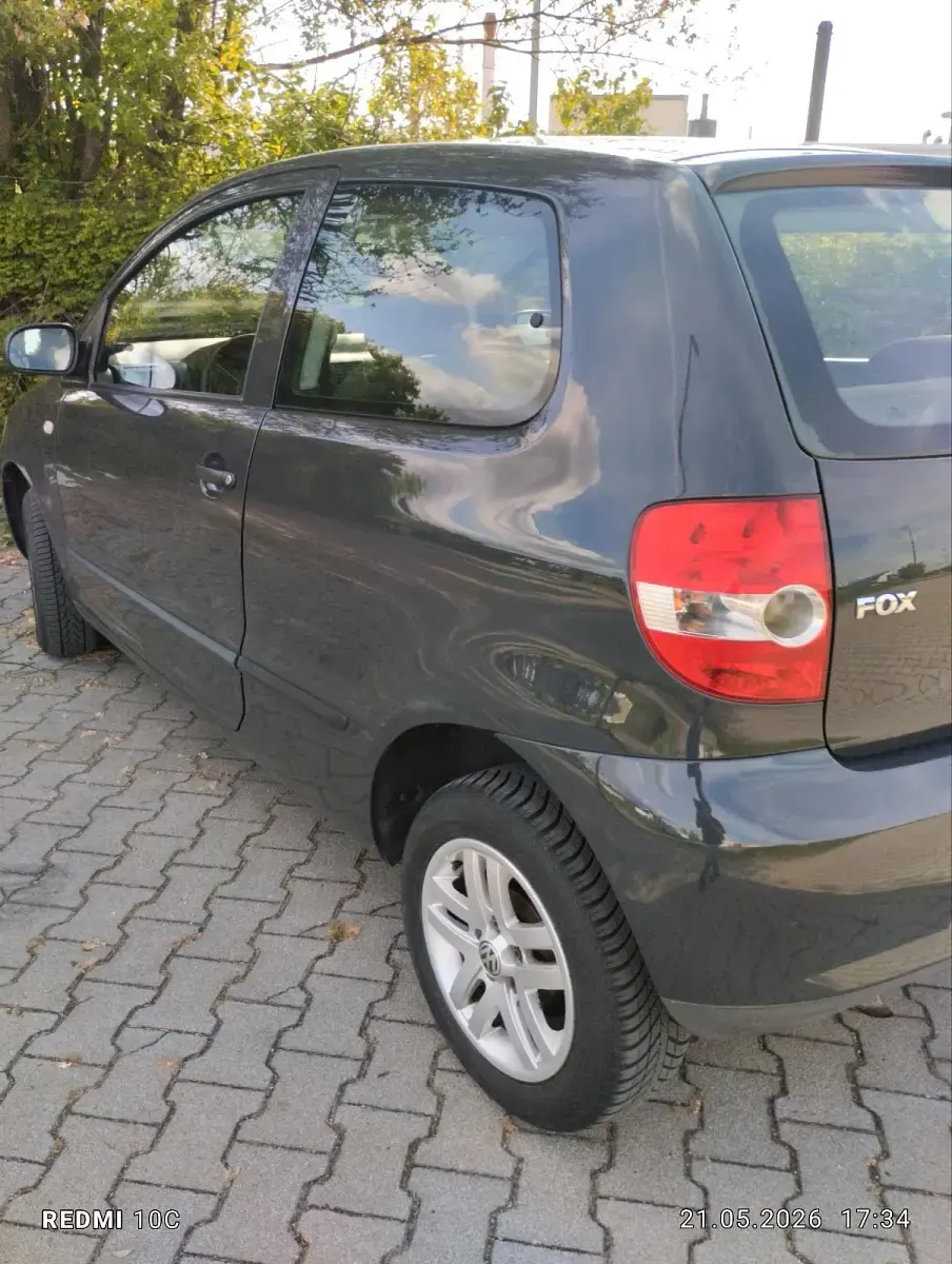 Gebraucht VW Fox 68 PS (50 kW) 2006 Grau Kleinwagen