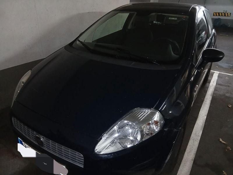 Blau Gebraucht 2009 Fiat Grande Punto Dynamic Kleinwagen | 700 € (Superpreis) - Bild 1/4