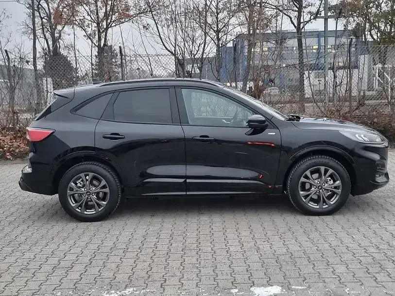 Gebraucht Ford Kuga ST-Line 224 PS (164 kW) 2022 Schwarz SUV