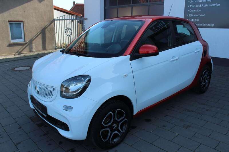 Weiß Gebraucht 2016 Smart ForFour Kleinwagen | 6.990 € (Fairer Preis) - Bild 1/4