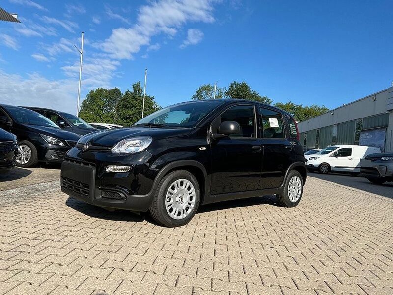 Schwarz Gebraucht 2024 Fiat Panda Kleinwagen | 17.089 € (Teuer) - Bild 1/4