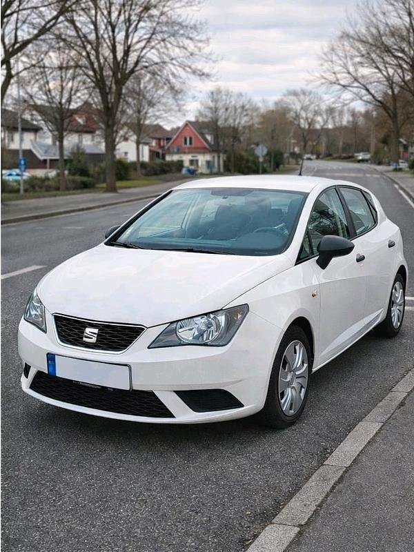Gebraucht Seat Ibiza Style 106 PS (77 kW) 2015 Weiß Kleinwagen