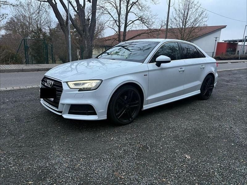 Gebraucht Audi A3 S-Line 116 PS (85 kW) 2019 Weiß Limousine