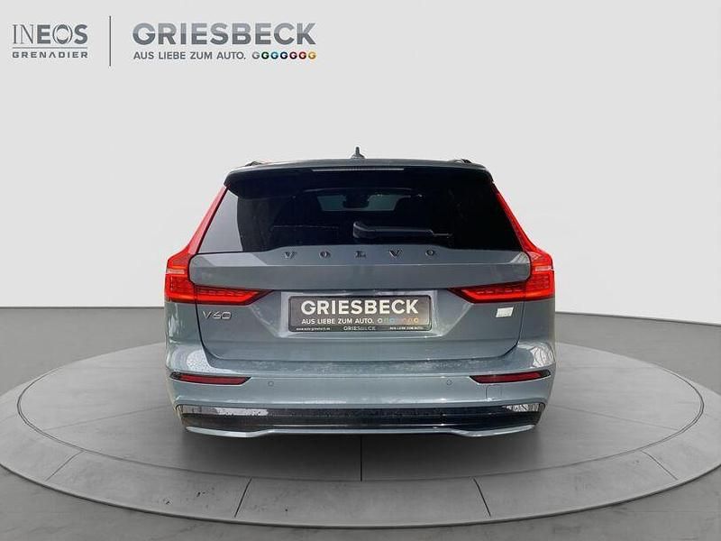Gebraucht Volvo V60 Plus 455 PS (334 kW) 2023 Grau Kombi