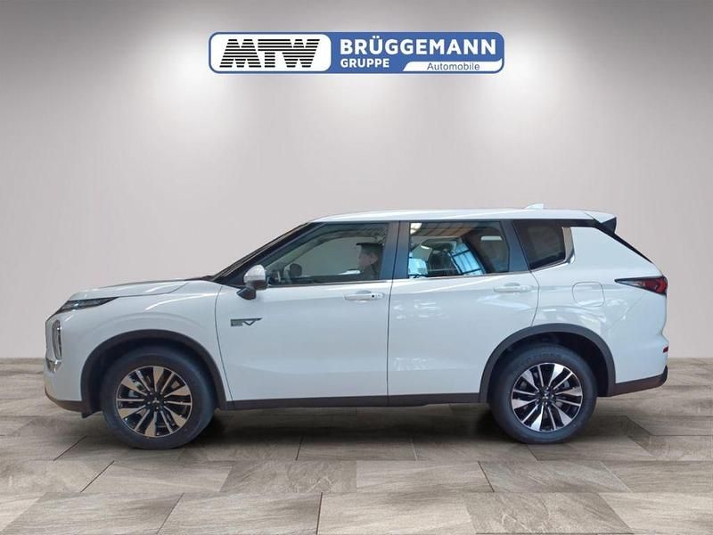 Gebraucht Mitsubishi Outlander P-HEV 306 PS (225 kW) 2024 Weiß SUV
