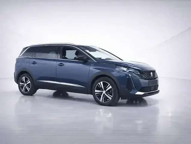 Gebraucht Peugeot 5008 GT 131 PS (96 kW) 2023 Blau celebes/metallic klarlack SUV