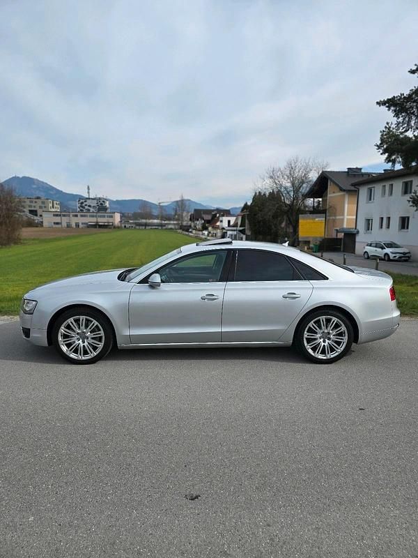 Gebraucht Audi A8 350 PS (257 kW) 2010 Silber Limousine