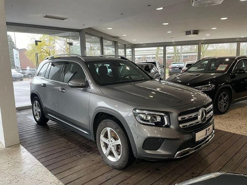Gebraucht Mercedes GLB200 150 PS (110 kW) 2021 Mountaingrau SUV