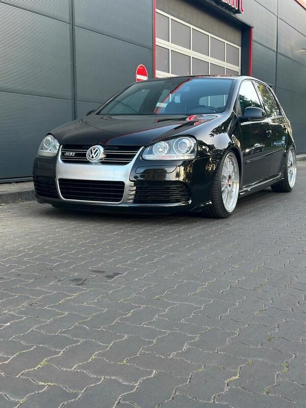 Schwarz Gebraucht 2008 VW Golf V R Kleinwagen | 16.000 € - Bild 1/4