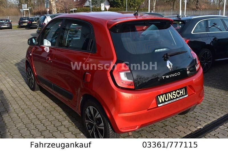 Gebraucht Renault Twingo Zen 65 PS (47 kW) 2021 Rot Kleinwagen