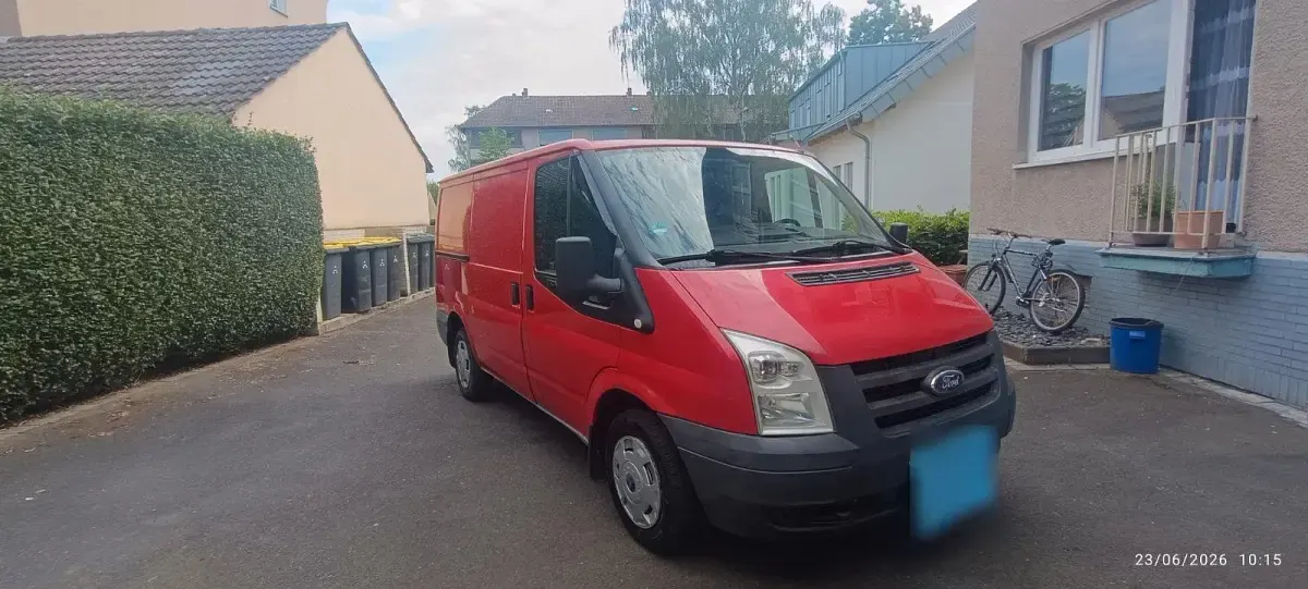 Gebraucht Ford Transit 86 PS (63 kW) 2010 Rot Van