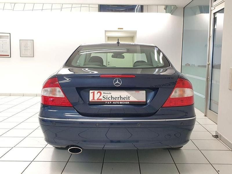 Gebraucht Mercedes CLK280 Elegance 231 PS (169 kW) 2008 Azuritblau Coupé