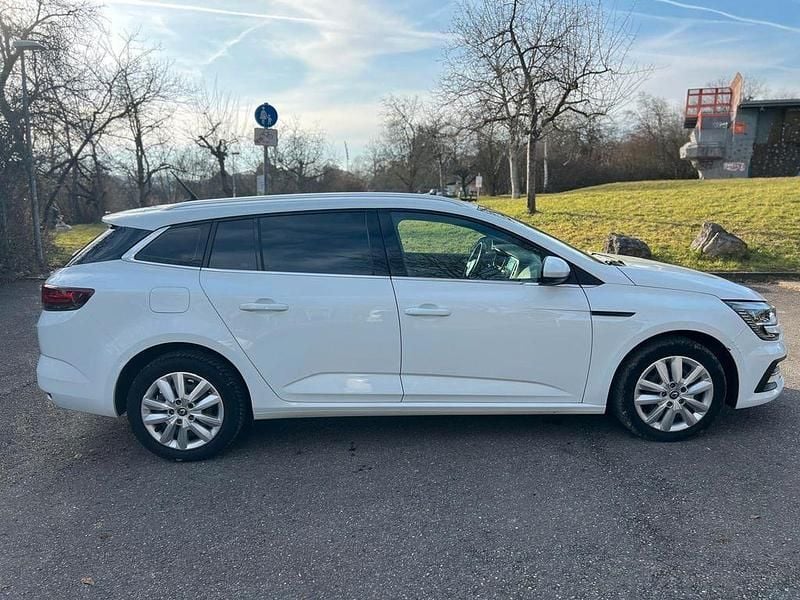Gebraucht Renault Mégane IV Business 116 PS (85 kW) 2020 Weiß Limousine