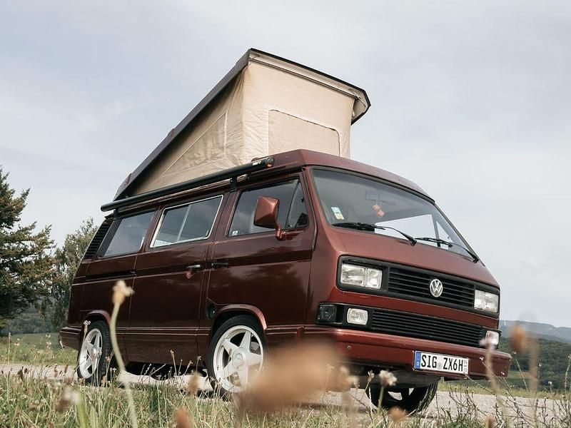 Rot Gebraucht 1985 VW T3 CLUB Van | 19.990 € - Bild 1/4