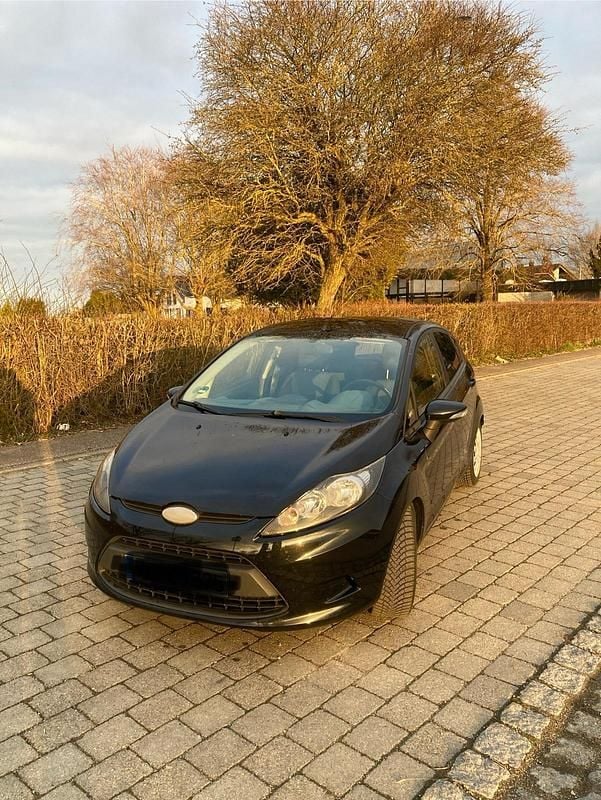 Gebraucht Ford Fiesta 79 PS (58 kW) 2009 Schwarz Kleinwagen