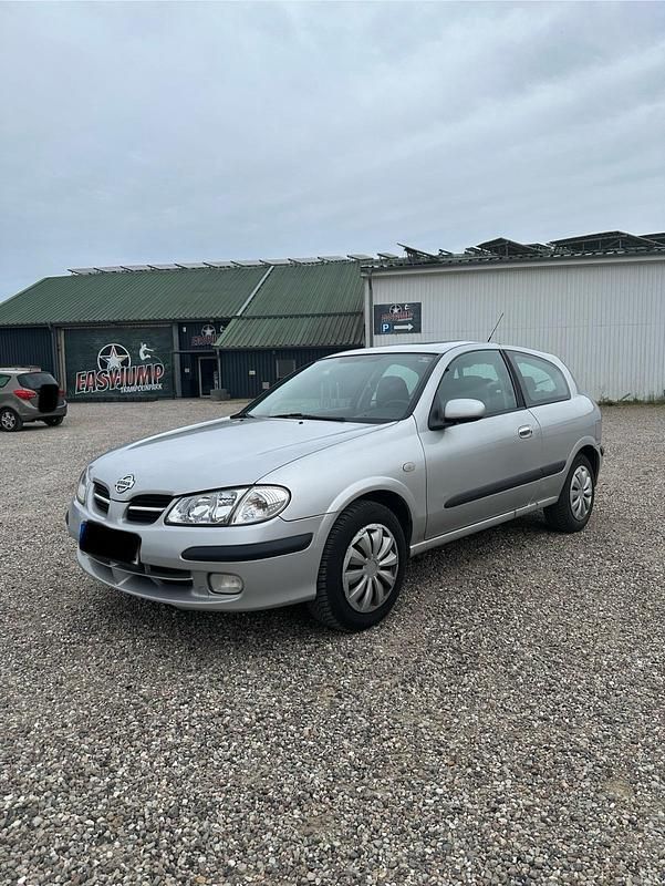 Grau Gebraucht 2000 Nissan Almera Kleinwagen | 999 € (Superpreis) - Bild 1/4