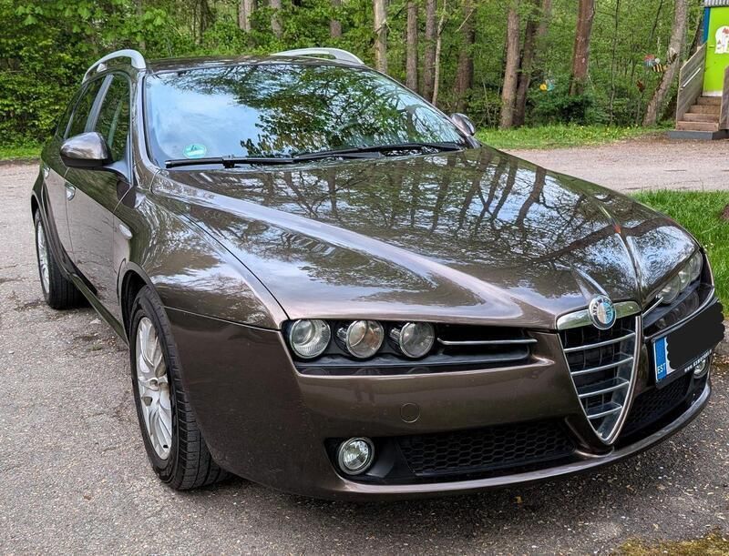 Braun Gebraucht 2008 Alfa Romeo 159 Kombi | 3.500 € (Fairer Preis) - Bild 1/4
