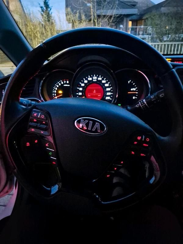 Usata Kia Ceed 101 CV (74 kW) 2018 Bianco Utilitaria