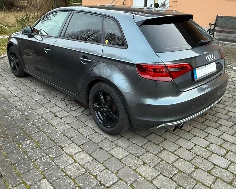 Gebraucht Audi A3 S-Line 179 PS (131 kW) 2013 Grau Limousine