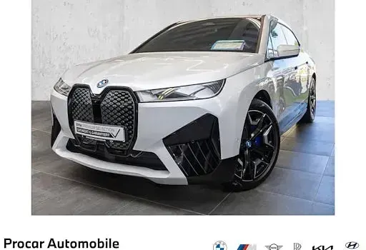 Gebraucht BMW iX Sport Line 239 kW (326 PS) 2024 Mineralweiss SUV