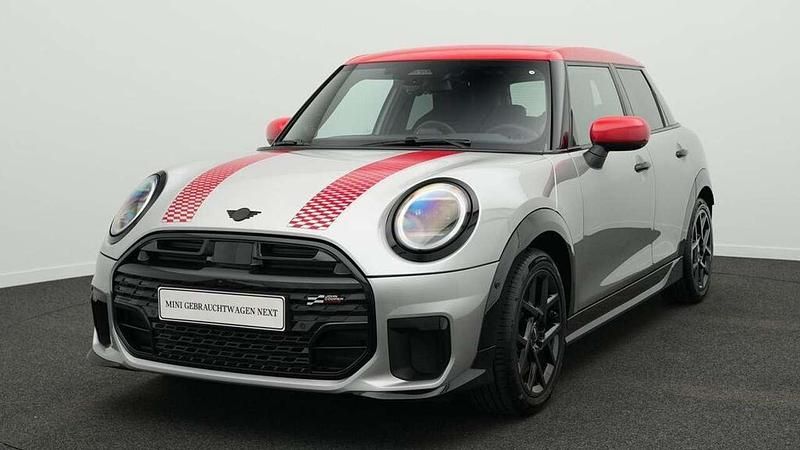 Grau Gebraucht 2024 Mini John Cooper Works Kleinwagen | 35.477 € (Fairer Preis) - Bild 1/4