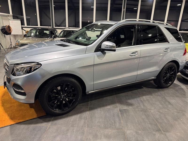 Gebraucht Mercedes GLE400 333 PS (244 kW) 2018 Silber SUV