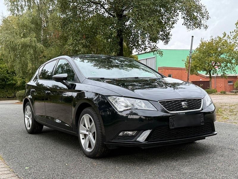 Schwarz Gebraucht 2014 Seat Leon Style Kombi | 8.700 € (Fairer Preis) - Bild 1/4