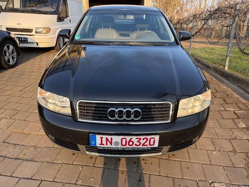 Gebraucht Audi A4 131 PS (96 kW) 2001 Schwarz Limousine