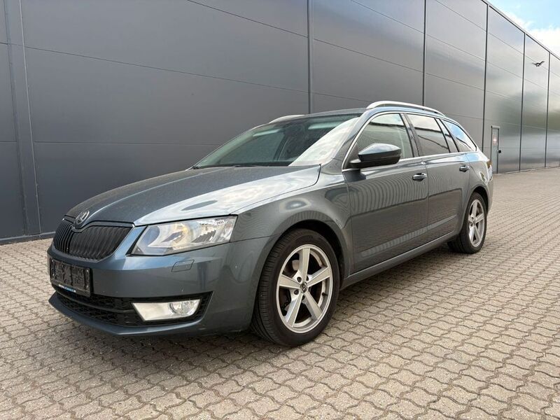 Blau Gebraucht 2014 Skoda Octavia Kombi | 5.300 € (Guter Preis) - Bild 1/4