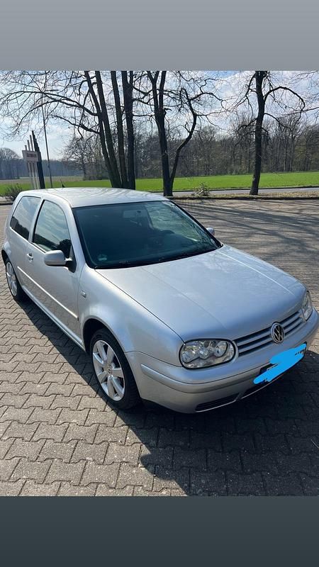 Gebraucht VW Golf IV Pacific 75 PS (55 kW) 2003 Silber Kleinwagen