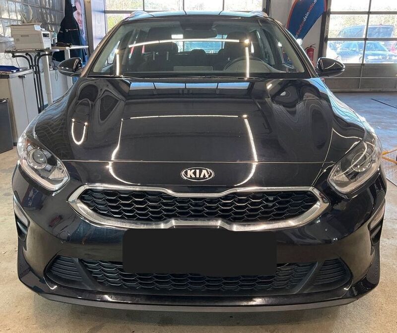 Schwarz Gebraucht 2021 Kia Ceed Kombi | 17.999 € (Guter Preis) - Bild 1/4