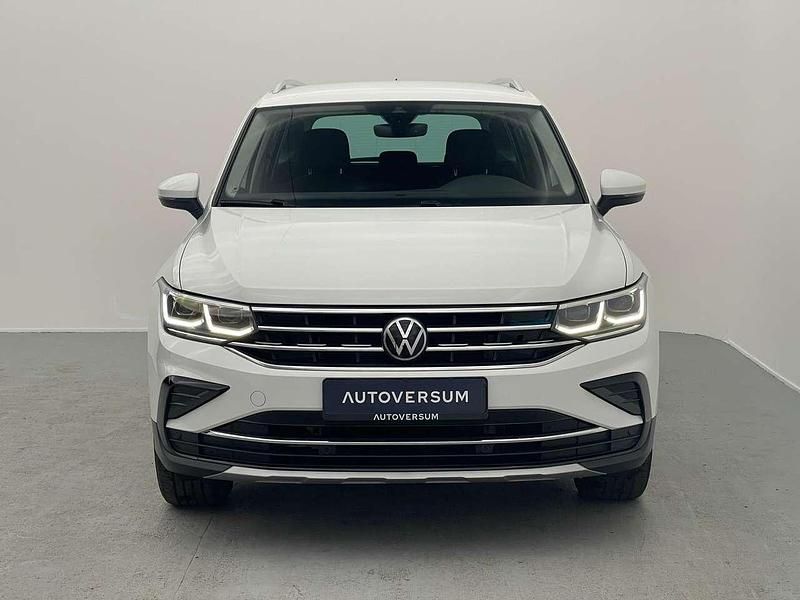 Gebraucht VW Tiguan Elegance 245 PS (180 kW) 2023 Pure white SUV
