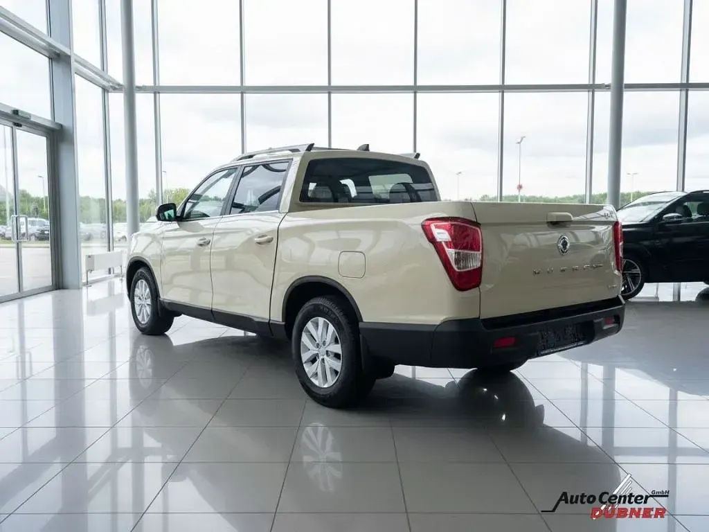 Neu KGM Musso 203 PS (149 kW) 2026 Beige Pickup