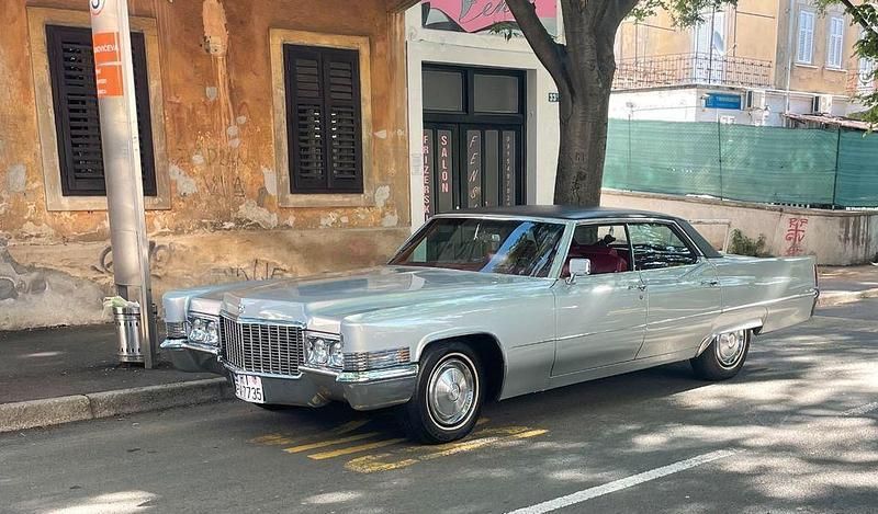 Grau Gebraucht 1970 Cadillac Deville Limousine | 31.500 € - Bild 1/4