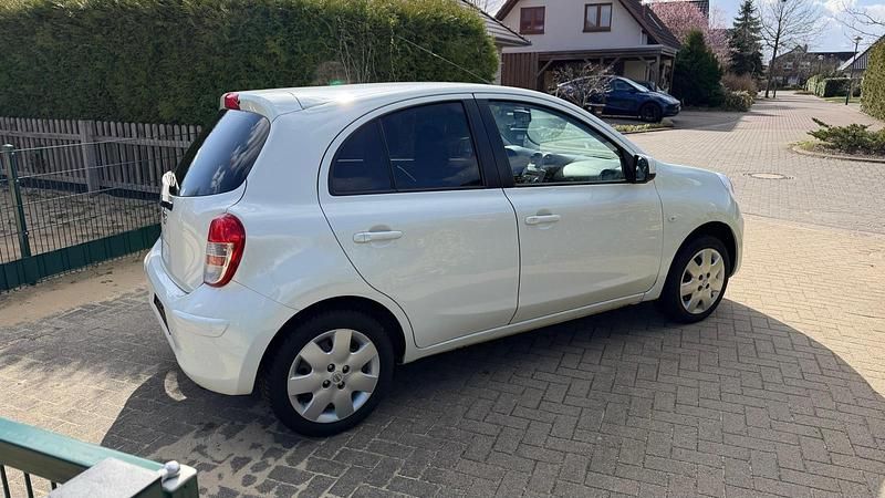 Gebraucht Nissan Micra 80 PS (58 kW) 2013 Weiß Kleinwagen
