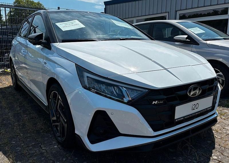 Weiß Neu 2025 Hyundai i20 N Line Limousine | 25.999 € (Etwas zu teuer) - Bild 1/4