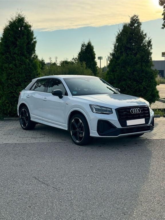 Gebraucht Audi Q2 S-Line 190 PS (139 kW) 2022 Weiß SUV