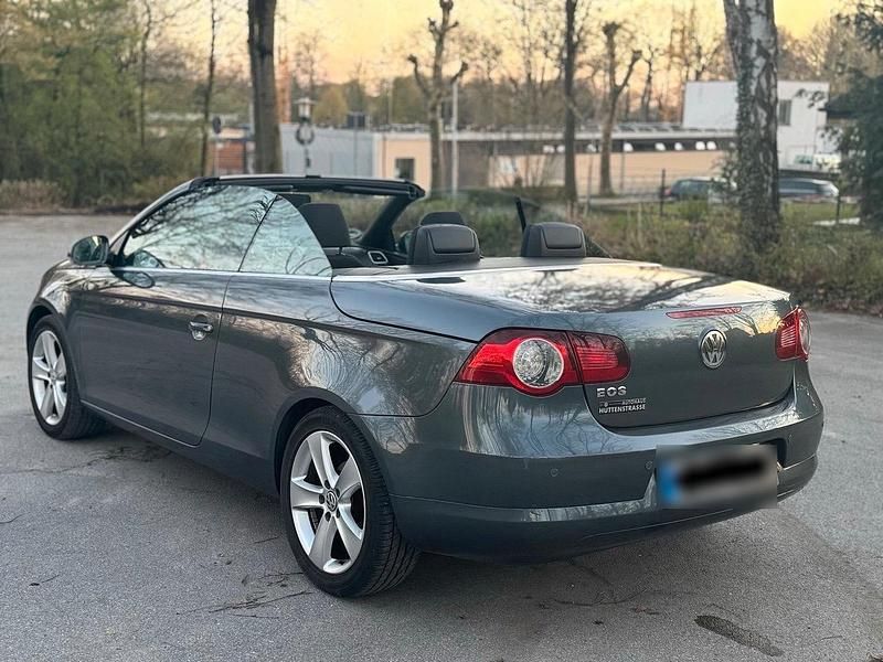 Gebraucht VW Eos 122 PS (89 kW) 2008 Grau Cabrio